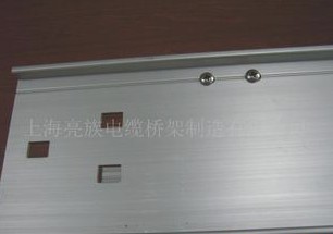 鍍鋅金屬橋架安裝質(zhì)量管理與控制
